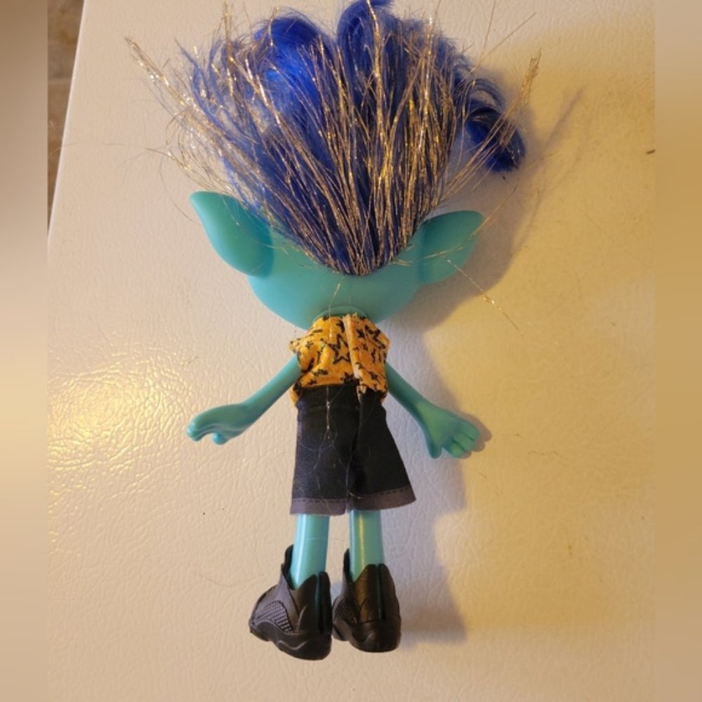 Dreamworks Trolls Stylin Barb and Branch Dolls - Picture 5 of 6